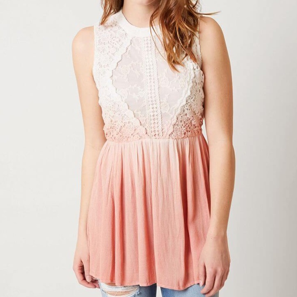 BKE Gimmicks Ombre Dip Dye Lace Cutout Top Sleeveless White Pink Small